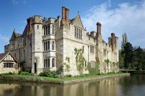 Außenansicht von Hever Castle, Kent, UK, frühes 16. Jahrhundert