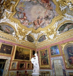 Innenraum der Sala di Giove (Jupiter-Raum) mit Gemälden von Pietro da Cortona, Palazzo Pitti, Florenz, Italien