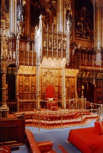 Der Thron des Souveräns im House of Lords, Westminster, erbaut ca. 1844 von Unbekannt Unbekannt