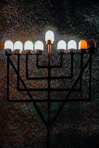 Große Synagogen-Menora von Unbekannter Künstler