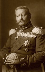 Geschichte. Deutschland. Der General Paul von Hindenburg. Foto, Deutschland, ca. 1914-16. (Postkarte) von Unbekannter Künstler