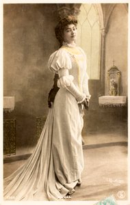 Alte Postkarte/Yvonne Dubel (1881-1958)/Schauspielerin von William M. Timlin