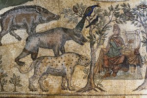 Picardie 073 - Laon - Haus der Vereinigungen - Römisches Mosaik von Blanzy - „Orpheus bezaubert die Tiere“