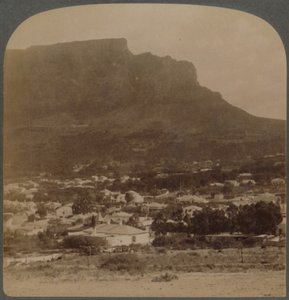 Kapstadt und Tafelberg, westlich vom Fuß des Signal Hill, Südafrika, 1902 von Underwood and Underwood