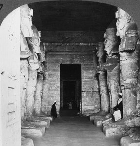 Innenraum des in den Fels gehauenen Tempels von Abu Simbel, Ägypten, 1905