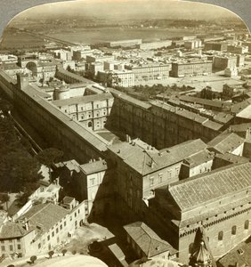 Vatikanpalast von der Kuppel der Petersbasilika, Rom, Italien von Underwood and Underwood