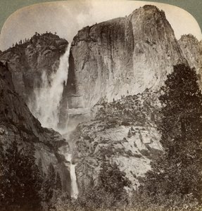 Yosemite Point und windgeblasene Yosemite Falls, Yosemite Valley, Kalifornien, USA, 1902 von Underwood and Underwood