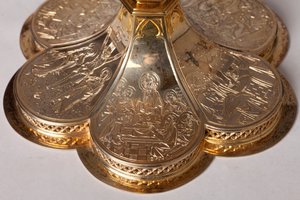 Kelch. Goldschmiedearbeit, Schmuck