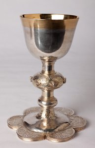 Kelch des Kaplans Georges Coquere. Gold- und Silberschmiedekunst