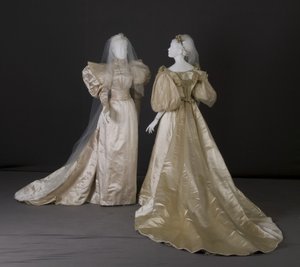 Hochzeitskleider von Unknown artist
