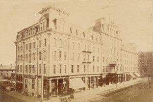 Bussell House, Ottawa