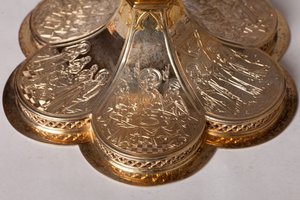 Kelch. Goldschmiedekunst, Schmuck