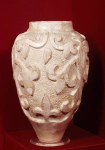 Orientalische Antike: Terrakottavase. 13. Jahrhundert Paris, Musée du Louvre. von Unknown artist