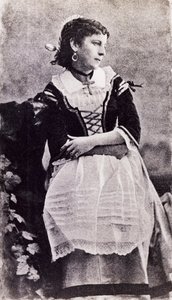Teresina Brambilla (1845-1921) in Bühnenkostüm