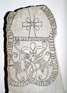 Runenstein mit einem Kreuz, 7.-8. Jahrhundert von Viking