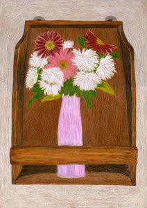 Blumen auf Holzregal