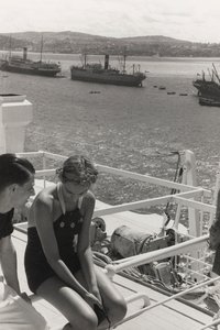 Ein Paar an Bord des Kreuzfahrtschiffs 