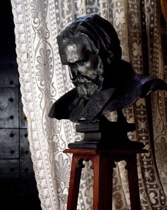 Bronzebüste von Giuseppe Verdi