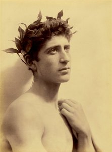 Studie eines Jungen mit Kranz, Sizilien, ca. 1898 von Baron Wilhelm von Gloeden