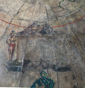 Großes Paar Bibliotheksgloben, der terrestrische und der himmlische