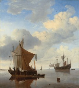 Eine ruhige See - ein Smalschip und eine Kaag vor Anker mit einem englischen Kriegsschiff im Hintergrund