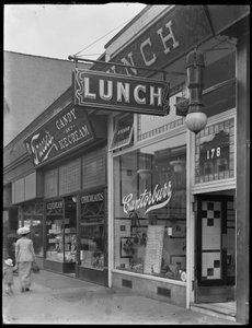 Canterbury Lunch Schild bei 202 (oder 178) E. 125th Street, New York City, 2. Mai 1916
