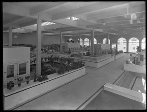 Innenansicht des 95th Street Market, New York City, 25. Oktober 1915
