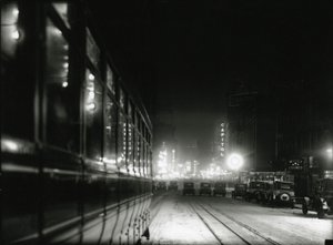 Nachtansicht in der Nähe des Times Square, ca. 1919-20