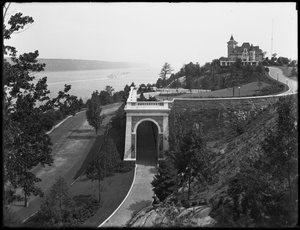 Tryon Hall, Billings Estate, Inwood, New York City, um 1914