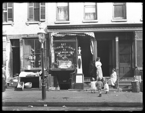 Vittorio Quirolo und T. Scaravaglione, Bestatter und Einbalsamierer, 327 E. 111th Street (oder 109th Street), New York City, 26. Oktober 1914