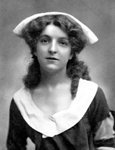 Molly McIntyre 1886-1952, schottische Schauspielerin, 1905 von William and Daniel Downey