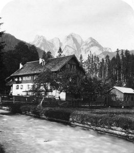 Die Schmiede in Gosau, Salzkammergut, Österreich, um 1900er