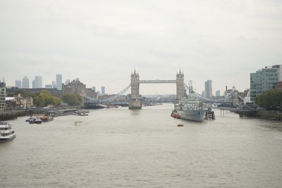 London Bridge über die Themse im Herzen Londons von Albert Mansour