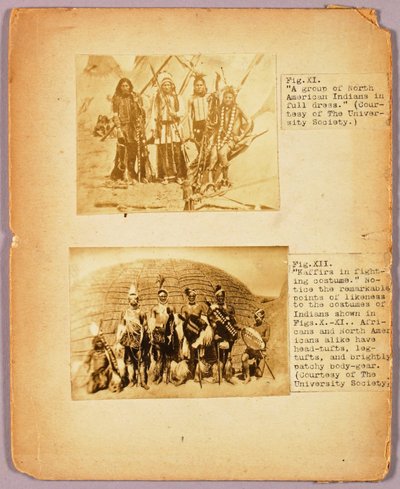 Abb. XI „Eine Gruppe nordamerikanischer Indianer in voller Tracht“, Studienmappe zum Buch Concealing Coloration in the Animal Kingdom von Abbott Handerson Thayer