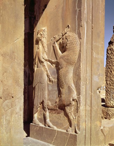 Darius kämpft mit dem Löwen, Detail vom Westeingang zum Palast von Darius dem Großen von Achaemenid