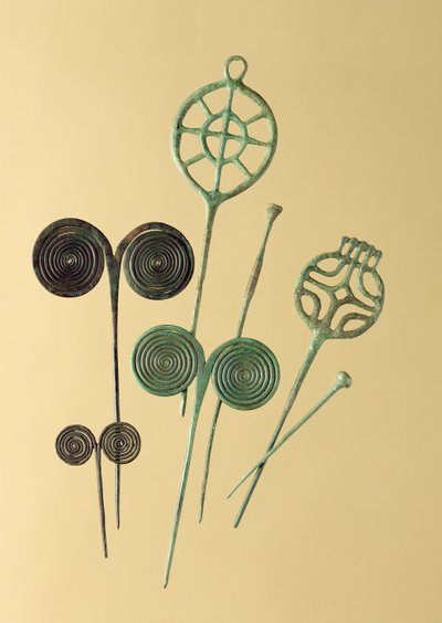 Nadeln, aus Ober- und Unterbinbach, Haina, Grossenlüder und Liebenau von Age Bronze