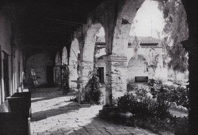 Kalifornien: Mission San Juan Capistrano, gegründet 1776, südlich von Los Angeles von American Photographer (after)