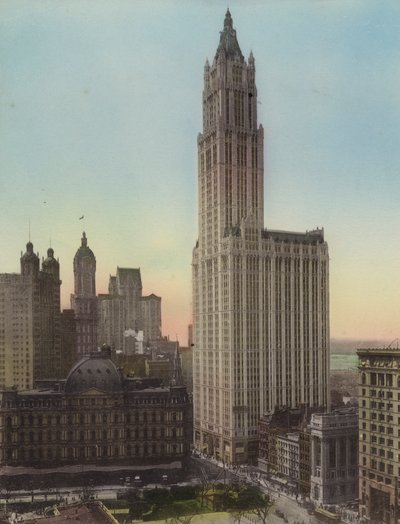 New York: Postamt; Woolworth Building von American Photographer (after)
