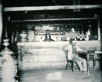 Ein Salon in Albany County, Wyoming, ca. 1890 von American Photographer
