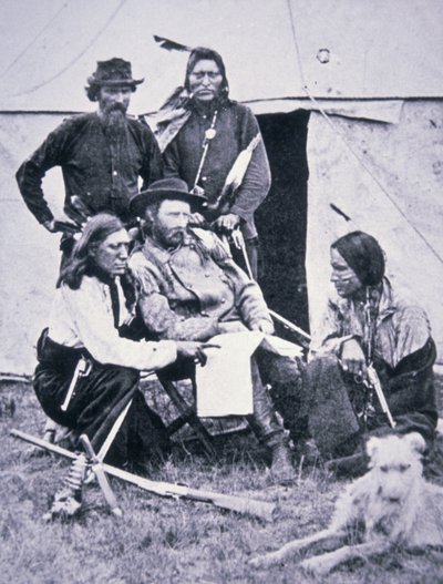 General George A. Custer (1839-76) mit seinen Indianerspähern während der Yellowstone-Expedition von 1873 von American Photographer