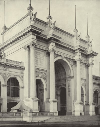 Portal des großen Manufakturgebäudes von American Photographer