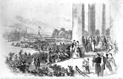 Lincolns Empfang im Weißen Haus für Kaiser Napoleon (1808-73) aus Frank Leslies Illustrated Newspaper, 17. August 1861 von American School