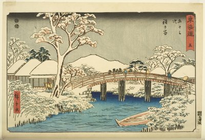 Nr. 5, Hodogaya: Der Katabira-Fluss und die Katabira-Brücke (Hodogaya, Katabiragawa Katabirabashi) von Ando or Utagawa Hiroshige