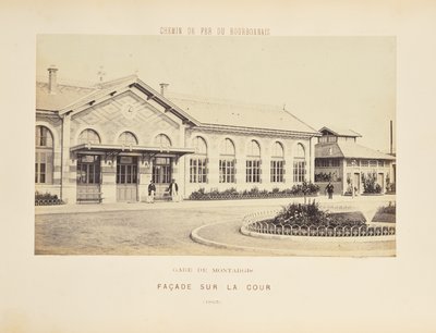 Bahnhof Montargis, Fassade zum Hof von Auguste Hippolyte Collard