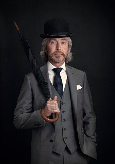 Elegantes Gentleman-Porträt von Baden Bowen