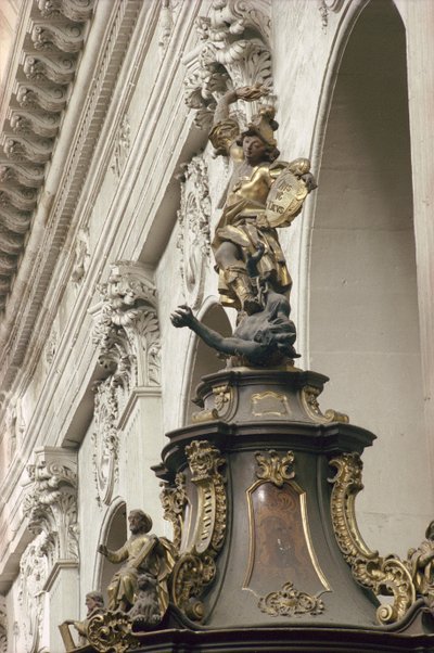 Kanzel, auch Kanzel der Wahrheit genannt, Detail: St. Michael und der Drache, 1749 (vergoldet, Holz und Intarsien) von Bavarian school