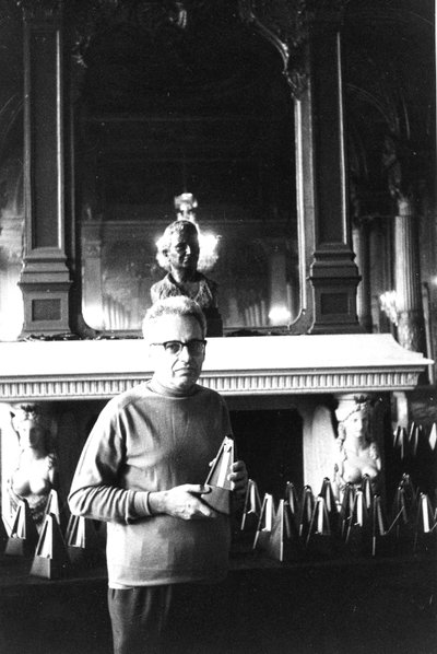 György Ligeti von Bernard Perrine