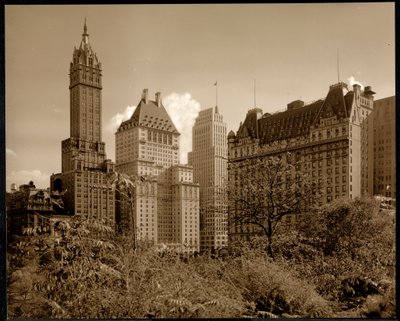Ansicht des Savoy Plaza Hotels, 59th Street und Fifth Avenue, New York, ca. 1937 von Byron Company