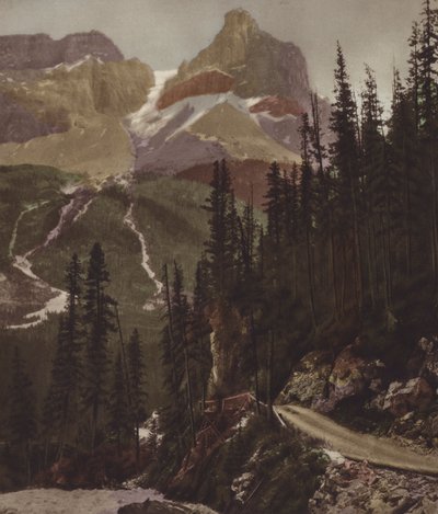 Cathedral Peak, Höhe 10.454 Fuß von Byron Hill Harmon