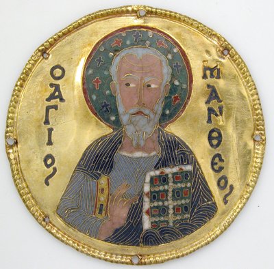 Medaille mit dem Heiligen Matthäus von einem Ikonenrahmen, ca. 1100 (Gold, Silber und Email Cloisonné) von Byzantine